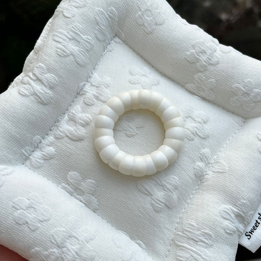 New cute mini garlic clove and mangosteen bracelets, various styles available