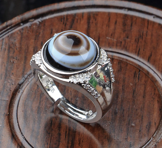 Agate eyeball ring for men and women inlaid with agate beads Eyeball ring