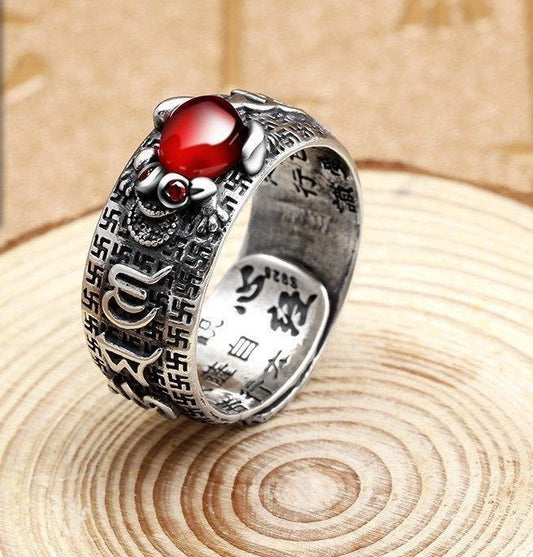 Wealth-attracting garnet Pixiu S925 silver Ring