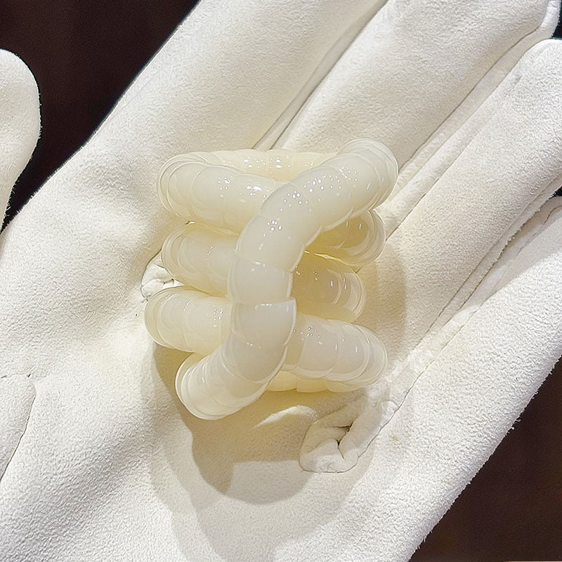 Tired of tangles? Try the Natural Bodhi 9mm Thin Bracelet!